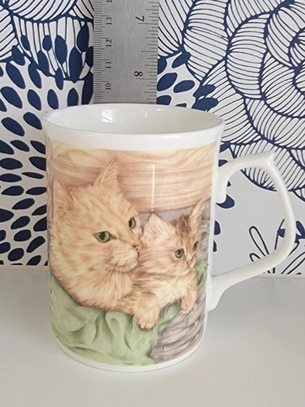 Duchess Cat Mug: Pillow talk; Mom and kitten, made in England, EUC - Picture 4 of 8